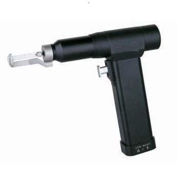 Model OT1006 Sternum Saw